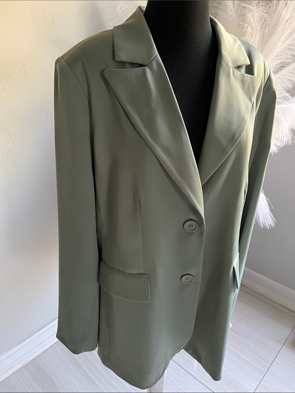 Tailored Women's Blazer in Sage Green